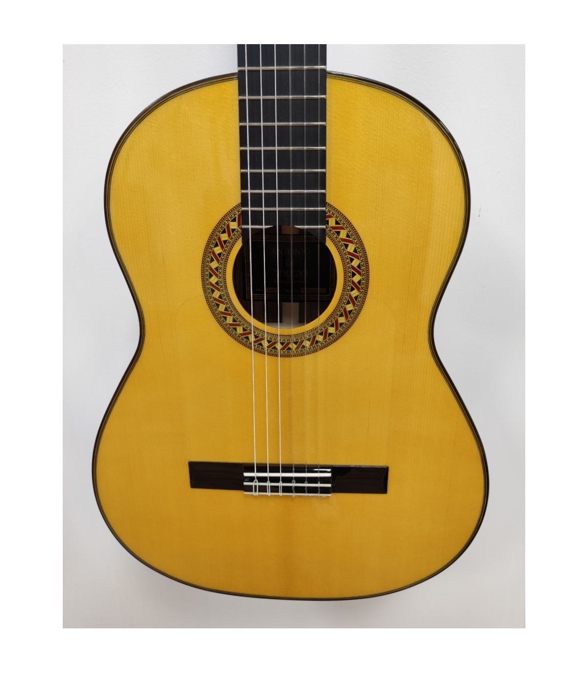 Guitarra Flamenco Electrificada ANTONIO DE TOLEDO ATF-17 NE EQ Fishman Palosanto