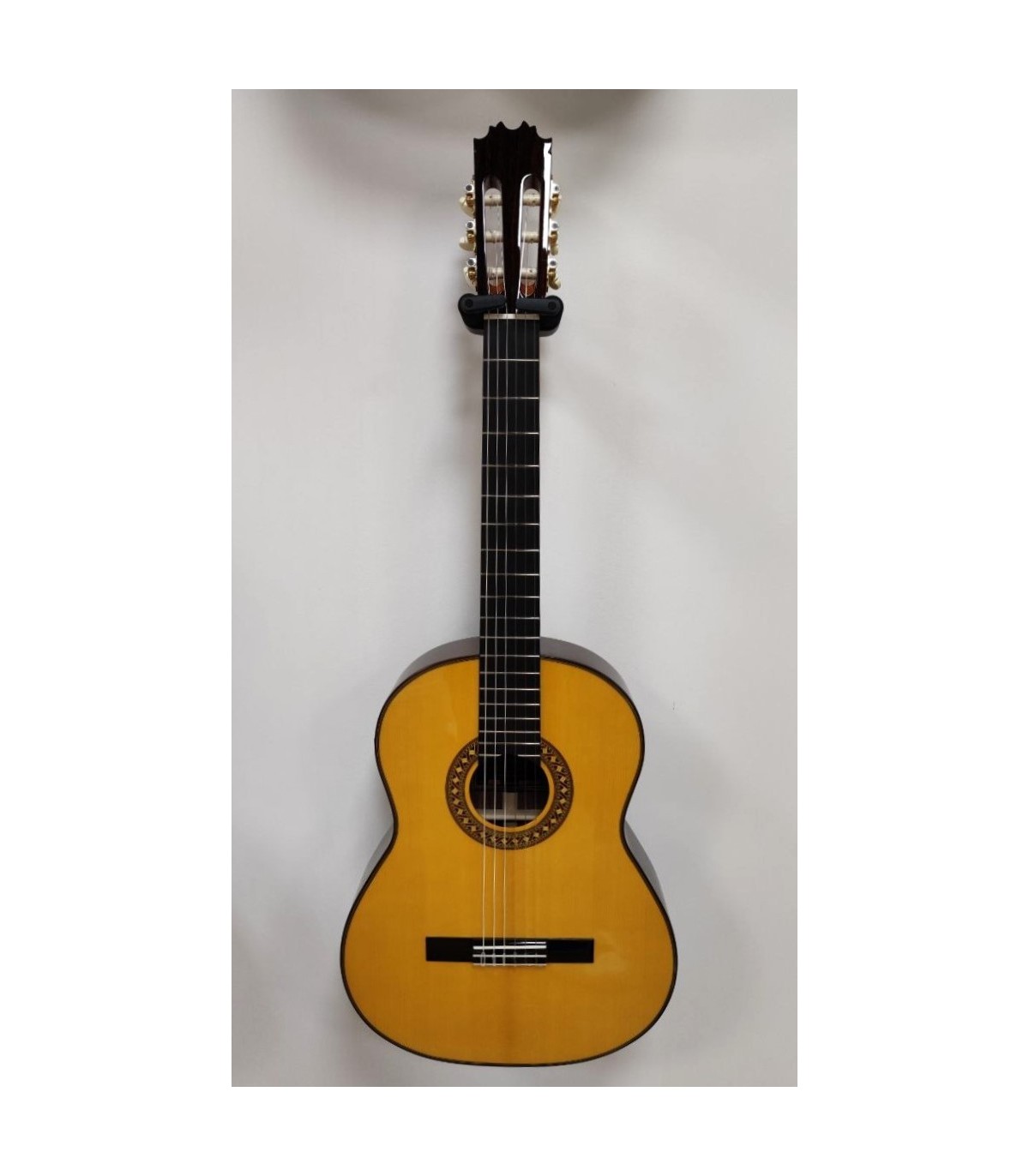 Guitarra Flamenco Electrificada ANTONIO DE TOLEDO ATF-17 NE EQ Fishman Palosanto